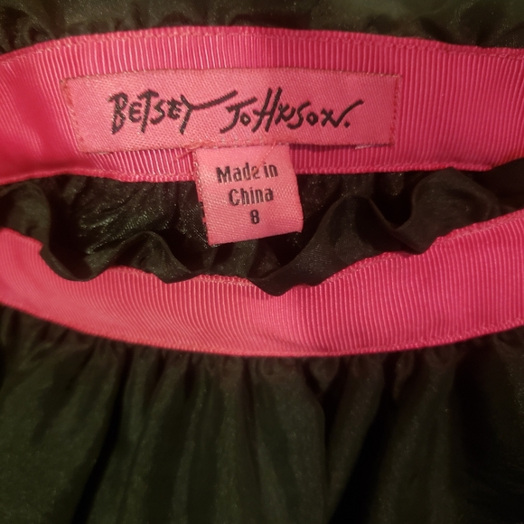 Black and hot pink skirt Betsey Johnson - Picture 2 of 3